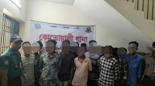 চট্টগ্রামে ‘জয় বাংলা’ স্লোগান, আ.লীগের ১৯ নেতাকর্মী গ্রেপ্তার