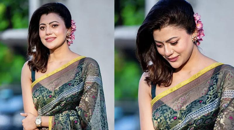 শাড়িতে স্নিগ্ধতা ছড়ালেন তানজিকা আমিন