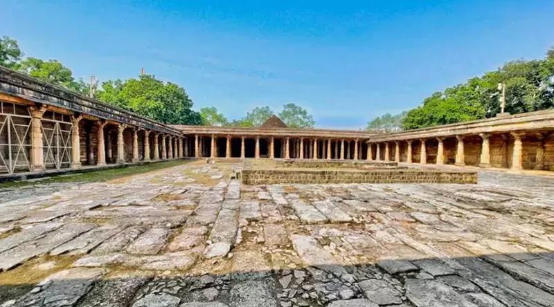 ভারতে মসজিদকে মন্দির ঘোষণা আদালতের, নামাজ পড়তে পারবেন না মুসল্লিরা