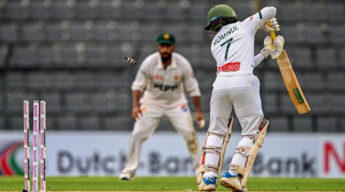 দ্রুত ৩ উইকেট হারিয়ে চাপের মুখে বাংলাদেশ