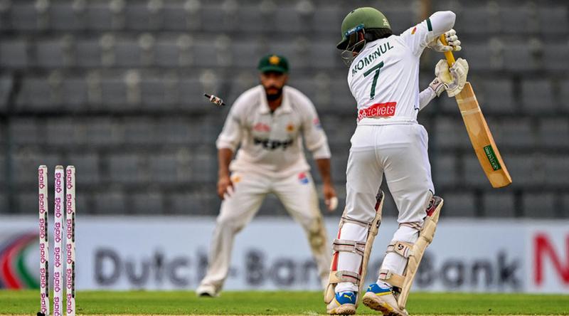 দ্রুত ৩ উইকেট হারিয়ে চাপের মুখে বাংলাদেশ