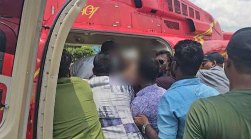 শরীয়তপুরে রোগীর মৃত্যুর ঘটনায় চিকিৎসকের ওপর হামলা, এয়ার অ্যাম্বুলেন্সে আনা হলো ঢাকায়