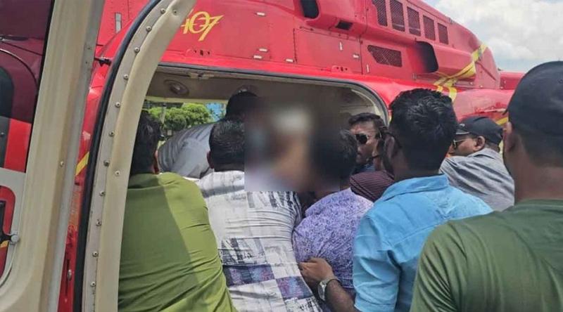 শরীয়তপুরে রোগীর মৃত্যুর ঘটনায় চিকিৎসকের ওপর হামলা, এয়ার অ্যাম্বুলেন্সে আনা হলো ঢাকায়