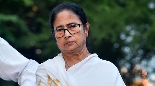 'যারা যেতে চায় চলে যাক', দল পুনর্গঠনের ঘোষণা মমতার
