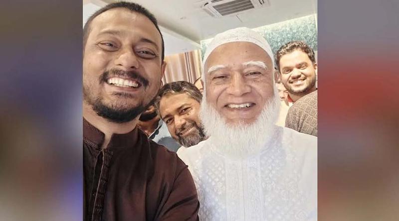 জামায়াত আমিরের সাথে সেলফি, পোস্টে কী বললেন পাটওয়ারী?
