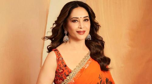 আবারও নতুন সিনেমা ‘মা-বেহেন’ নিয়ে আসছেন মাধুরী