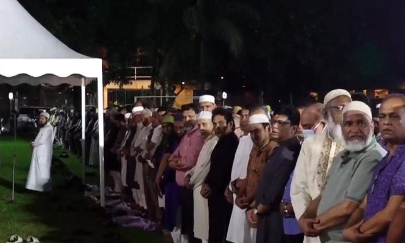 কারিনা কায়সারের প্রথম জানাজা সম্পন্ন