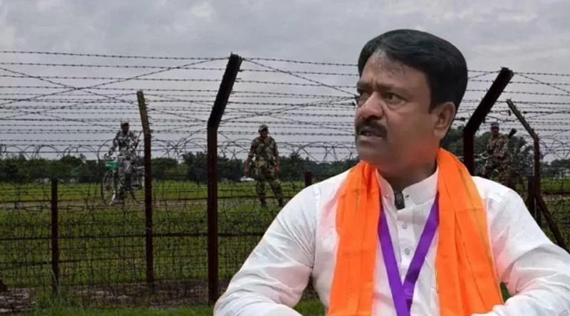 সীমান্তে কাঁটাতার দেওয়ার সময় বিজিবি বা তৃণমূলের লোকজন- কারও বাধাই সহ্য করা হবে না: পশ্চিমবঙ্গের মন্ত্রীর কড়া বার্তা