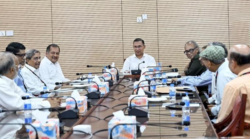 প্রধানমন্ত্রীর সঙ্গে বৈঠকে গণমাধ্যমের স্বাধীনতা রক্ষায় আইন সংশোধনের দাবি সম্পাদকদের