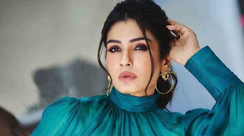 বাড়িতে মবের শিকার হন অভিনেত্রী রাভিনা