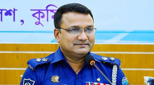 প্রধানমন্ত্রীর পথসভার মাইক খুলে নেওয়ার অভিযোগ এসপি আনিসুজ্জামানের বিরুদ্ধে