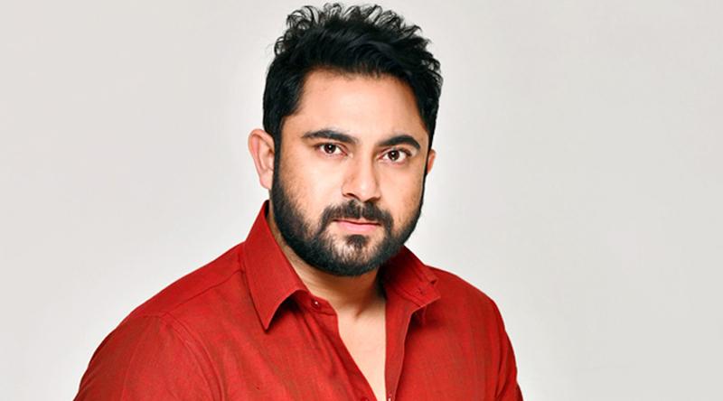 অভিনেতা সোহমকে ফোনে অকথ্য ভাষায় গালিগালাজ এবং হুমকি