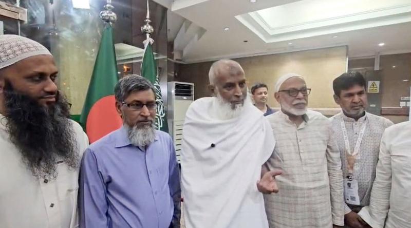 হাজীদের সেবায় অবহেলা করলে ব্যবস্থা: ধর্মমন্ত্রী