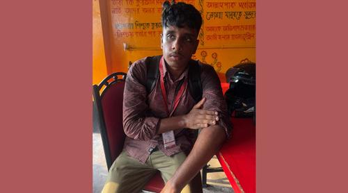 উচ্ছেদ অভিযান নিয়ে প্রশ্ন, টাইমসের মোজো তাসবিরের উপর হামলা