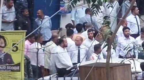 চট্টগ্রাম আদালতে ‘জয় বাংলা’ স্লোগান ঘিরে উত্তেজনা