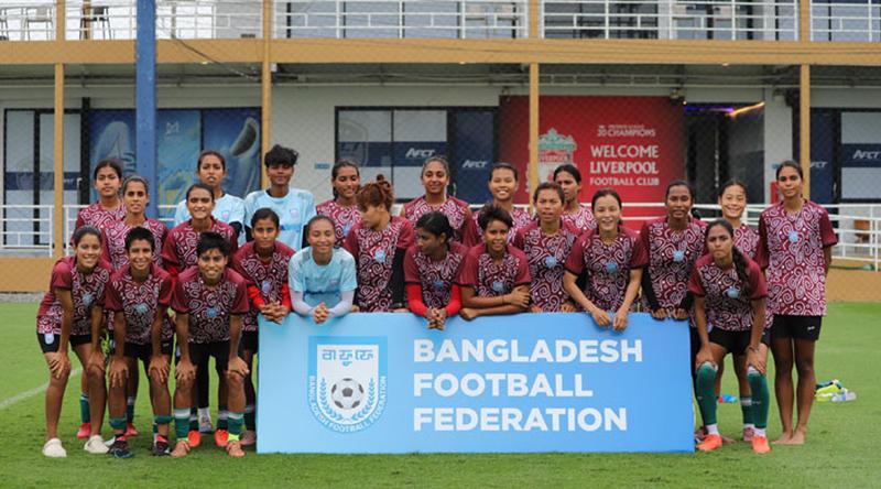 হ্যাটট্রিক শিরোপার লক্ষ্যে ভারতে গেল ঋতুপর্ণারা
