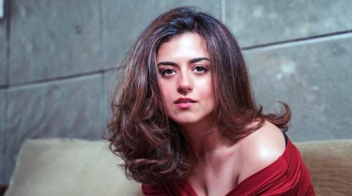 এ যুগের মেয়েরা ভেড়ার মতো স্বামীর নির্দেশ পালন করবে না: ঋদ্ধি ডোগরা