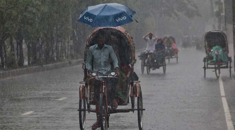 ৩ বিভাগে ভারি বর্ষণের শঙ্কা, দেশজুড়ে বৃষ্টির আভাস