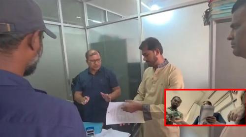 প্রতিমন্ত্রীর নির্দেশে কল্যাণ বোর্ড ও ব্যাংকের ৩ কর্মচারী বরখাস্ত