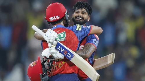 শ্রেয়াসের সেঞ্চুরিতে লখনৌকে হারিয়ে প্লে-অফের আশা বাঁচিয়ে রাখল পাঞ্জাব