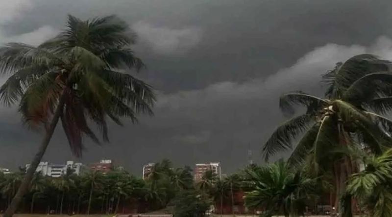৪ অঞ্চলে ঝড়-বৃষ্টির আভাস, নদীবন্দরে ১ নম্বর সংকেত