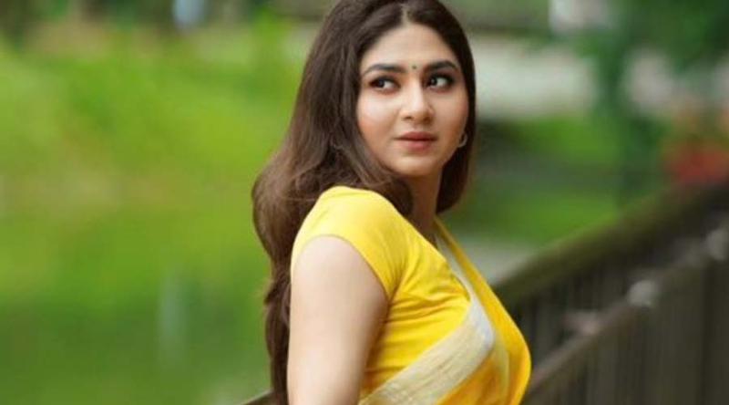 উচ্ছ্বসিত অভিনেত্রী অর্চিতা স্পর্শিয়া!