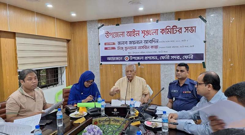 অপরাধীদের আটক করে হাড্ডি ভেঙে পুলিশে দিতে বললেন ফেনীর এমপি