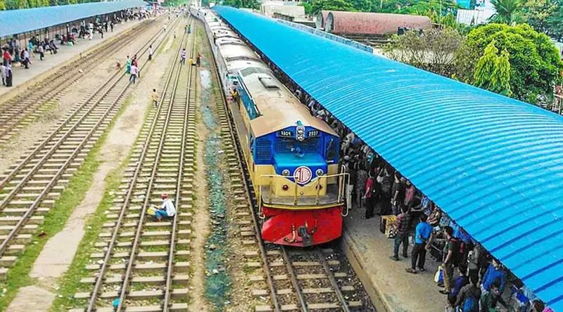 সোমবার থেকে বিমানবন্দর স্টেশনে দাঁড়াবে না ঢাকাগামী ৯ ট্রেন
