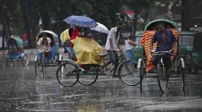 স্বস্তির বৃষ্টিতে ভিজল রাজধানী