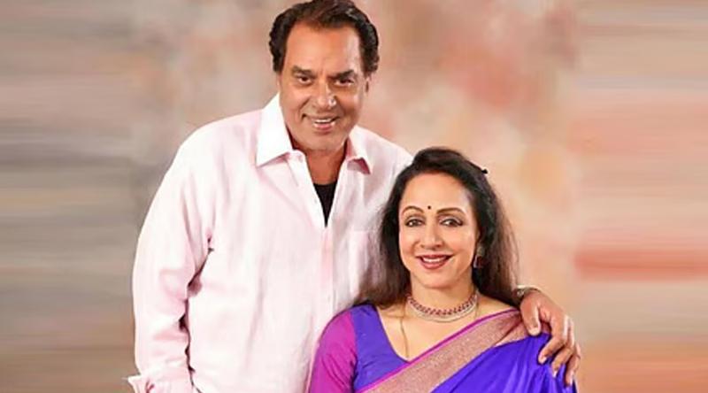 ধর্মেন্দ্রর ‘পদ্মবিভূষণ’ পুরস্কার গ্রহণ করে কী বললেন হেমা?