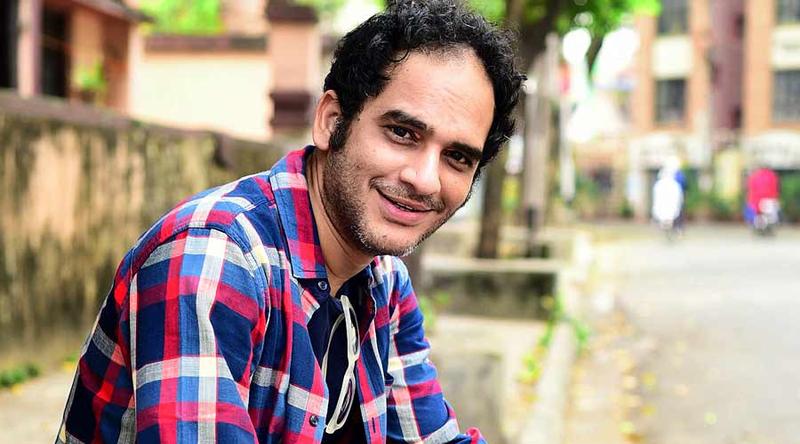 রাজনীতি যদি কোনও ইন্ডাস্ট্রিকে কন্ট্রোল করে, সেটা ভালো তো নয়ই, অস্বাভাবিকও বটে: ঋত্বিক
