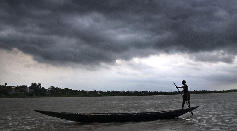 বিভিন্ন অঞ্চলে ঝড়ের পূর্বাভাস, নৌ হুঁশিয়ারি সংকেত