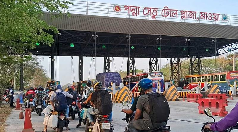 পদ্মা সেতুতে এক দিনে প্রায় ৫ কোটি টাকার টোল আদায়