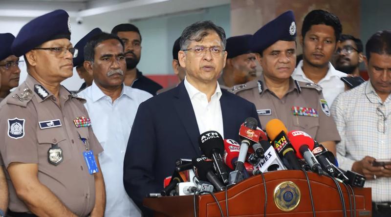 ঈদে নিরাপত্তা ও মহাসড়ক তদারকিতে কঠোর অবস্থানে সরকার: স্বরাষ্ট্রমন্ত্রী
