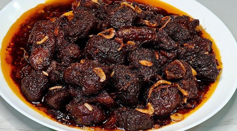 চট্টগ্রামের স্টাইলে স্মোকি বিফ কালাভুনার রেসিপি