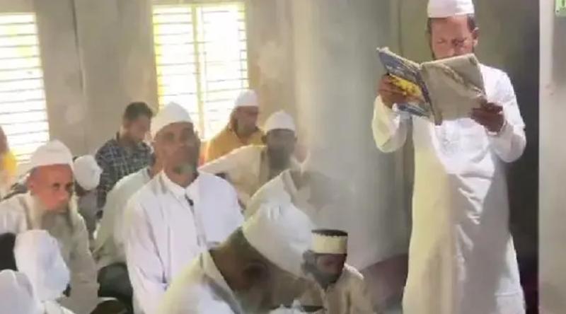 ফরিদপুরে ২ দিন আগেই ঈদুল আজহার জামাত অনুষ্ঠিত