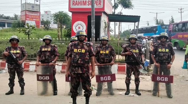 ঈদযাত্রা নির্বিঘ্ন করতে মহাসড়ক ও টোল প্লাজায় বিজিবি মোতায়েন
