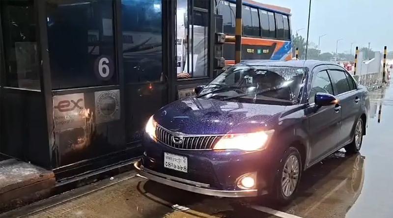পদ্মা সেতুতে ঈদযাত্রার রেকর্ড : ৫৮ ঘণ্টায় টোল আদায় প্রায় ১২ কোটি টাকা