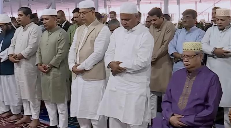 জাতীয় ঈদগাহে একসঙ্গে নামাজ আদায় করলেন রাষ্ট্রপতি-প্রধানমন্ত্রী