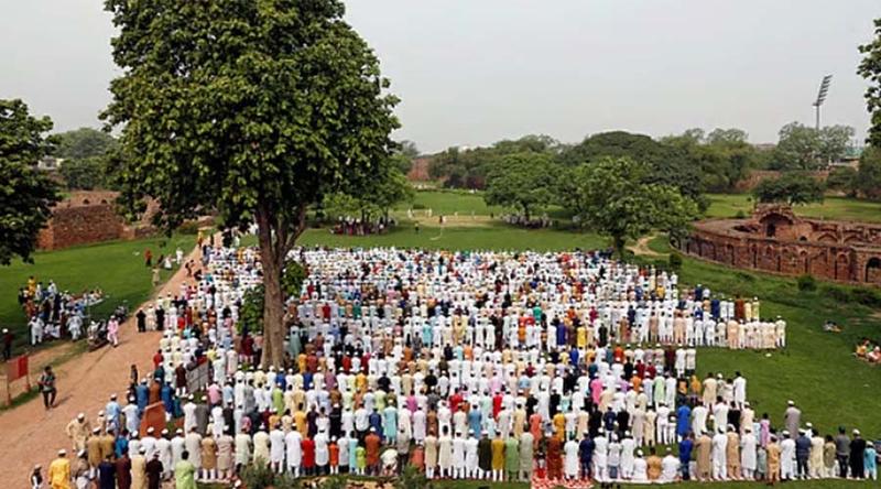 ভারতে খোলা জায়গায় ঈদের নামাজে নিষেধাজ্ঞা