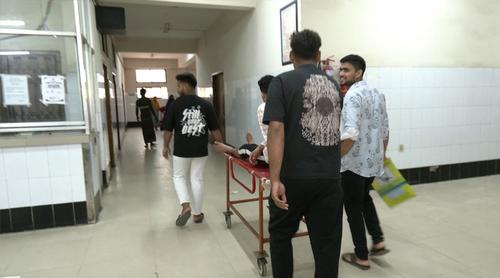 পশু কোরবানির সময় কাটছে হাত-পা, হাসপাতালে আহতদের ভিড়