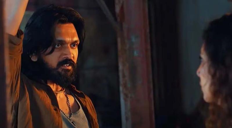 মুক্তির প্রথম দিনেই ৩২ হলে ‘মালিক’ সিনেমা