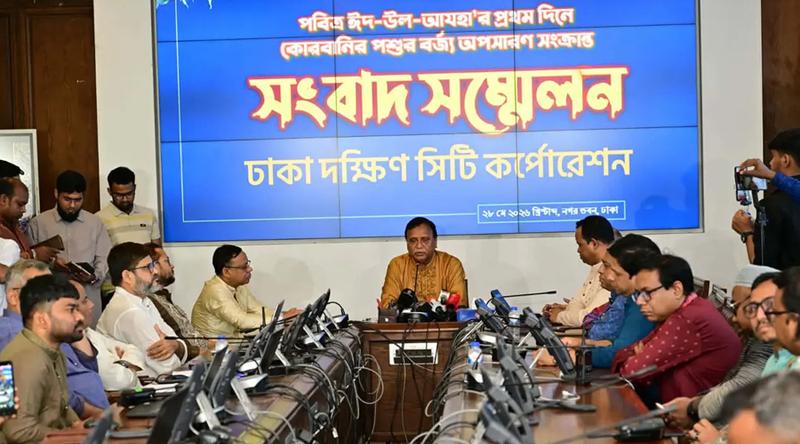 দক্ষিণ সিটির ১৩ হাজার টন বর্জ্য অপসারণ সম্পন্ন