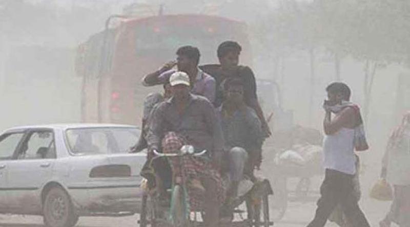 বৃষ্টি নেই, ঢাকার বাতাসে বাড়ছে দূষণের মাত্রা
