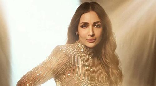 নিজের চারপাশে গণ্ডি টেনে নিয়েছেন মালাইকা