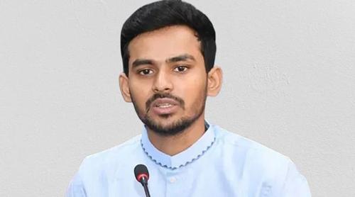 এমপিকে পদত্যাগের নির্দেশ, সরকারের পদক্ষেপকে ‘গুড সাইন’ বললেন আসিফ মাহমুদ