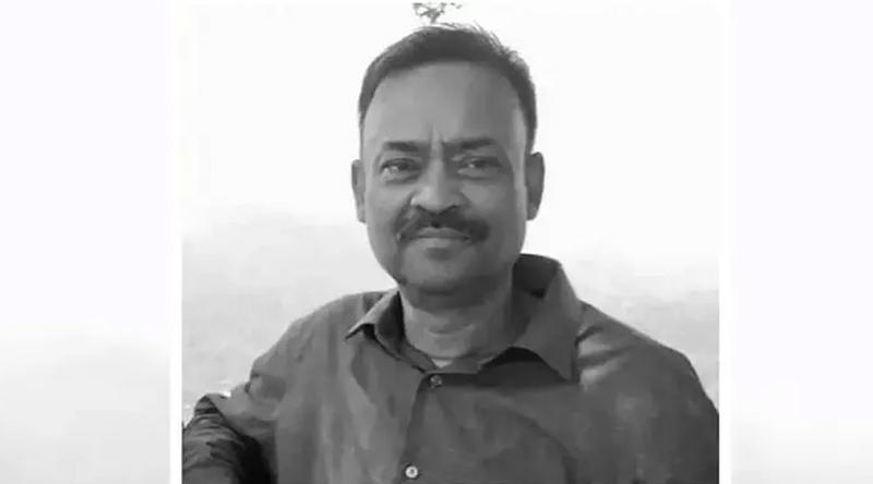 পা পিছলে চলন্ত ট্রেনের চাকার নিচে পড়ে সাবেক নিষিদ্ধ ছাত্রলীগ নেতা নিহত