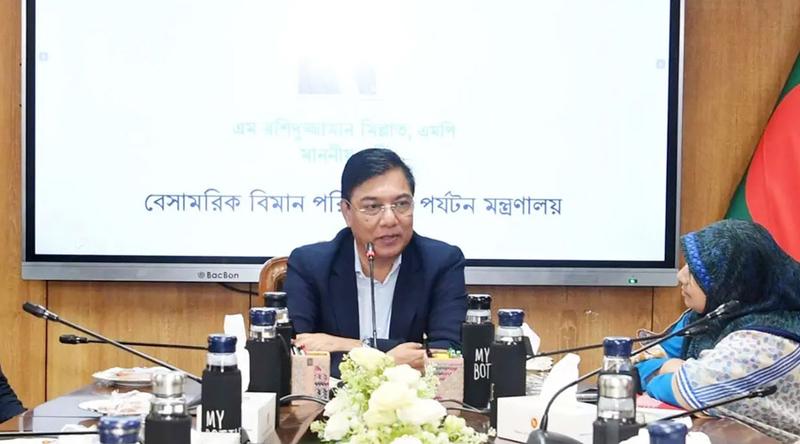 শাহজালাল বিমানবন্দরে দ্রুত ট্রলির সংখ্যা বাড়ানোর নির্দেশ বিমানমন্ত্রীর