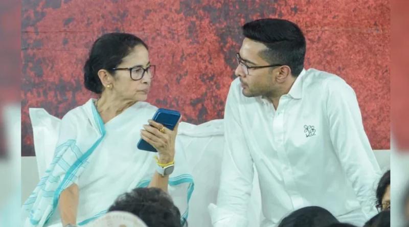 দলে ফিরতে বিদ্রোহী এমপিদের ১৫ দিনের আল্টিমেটাম মমতার