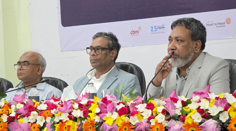১০ লাখ মানুষকে ছানি অপারেশনের সুবিধা দেওয়ার পরিকল্পনা সরকারের
